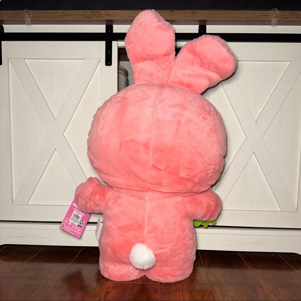 Hello Kitty Easter Greeter - Picture 6 of 6